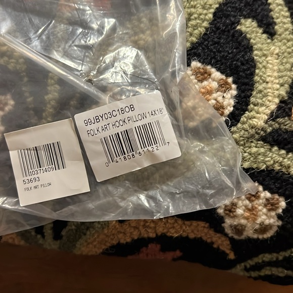 100% Wool Hooked Folk Art Pillow - Picture 6 of 6